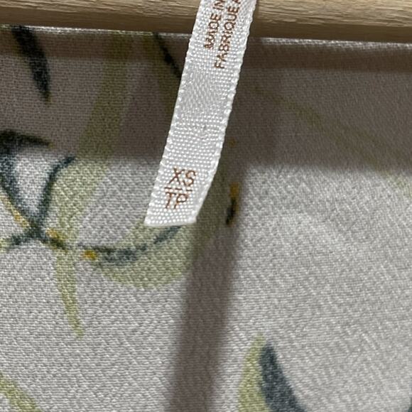 Free People Boho Bella Floral Print Bell Sleeve Tunic Top Size XS - Picture 7 of 8